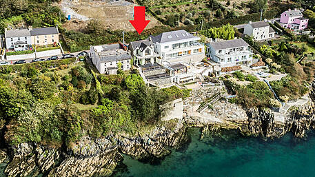 HOUSE OF THE WEEK: Million dollar vistas on offer at Glandore three-bed for €1.5m Image