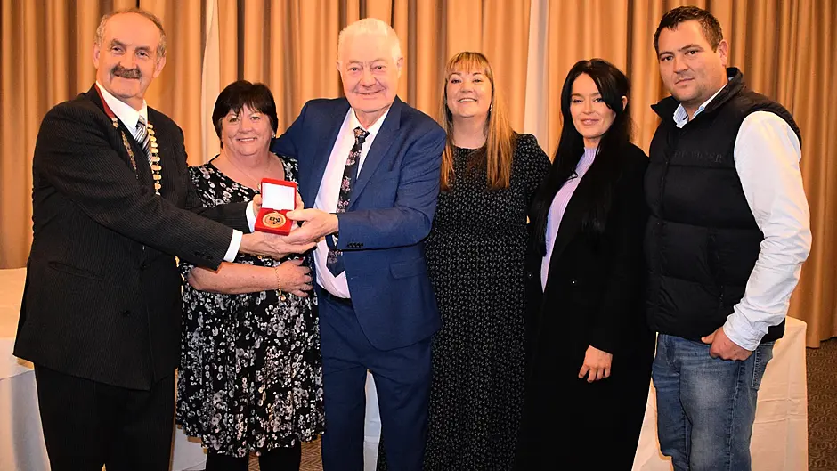 Beara athlete Batty honoured after 56-year wait Image