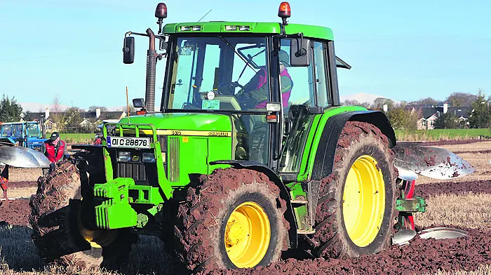FARM CLASSICS: John Deere 6410 – comfort meets power Image