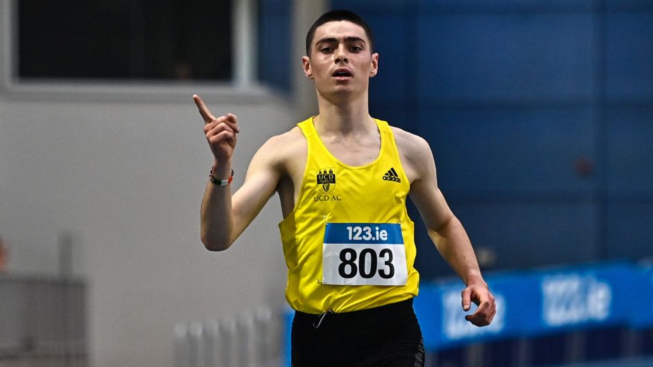 McElhinney defends national indoor men's 3000m title in championship record time Image