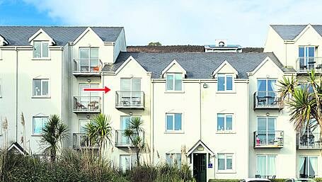 HOUSE OF THE WEEK: Life really could be a beach in this seaside apartment Image