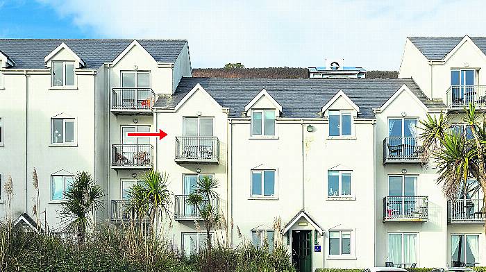 HOUSE OF THE WEEK: Life really could be a beach in this seaside apartment Image