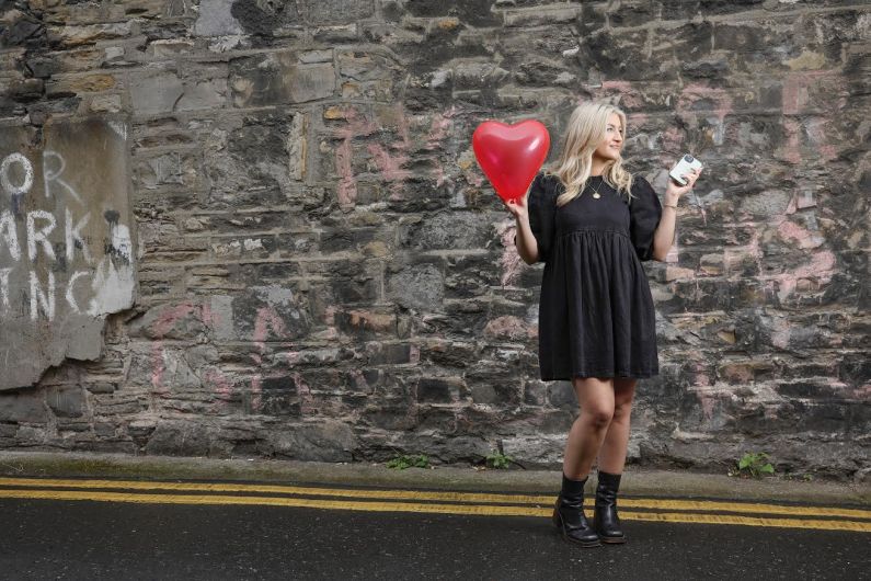 West Cork couple behind co-production doc on online dating Image