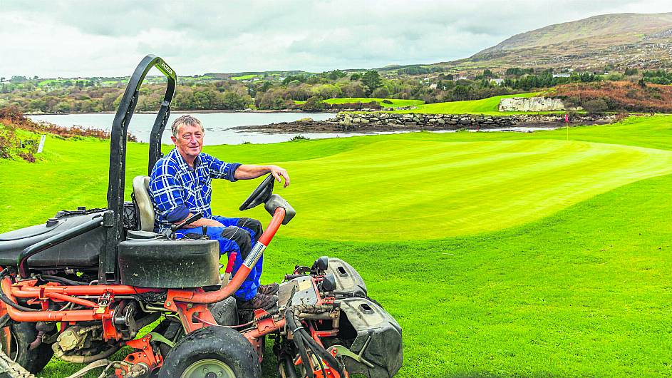 Brendan ‘putt’ Berehaven Golf Club on the right course Image