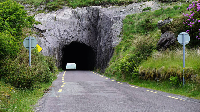 'Twas almost 'fisticuffs' in Caha Pass tunnel Image