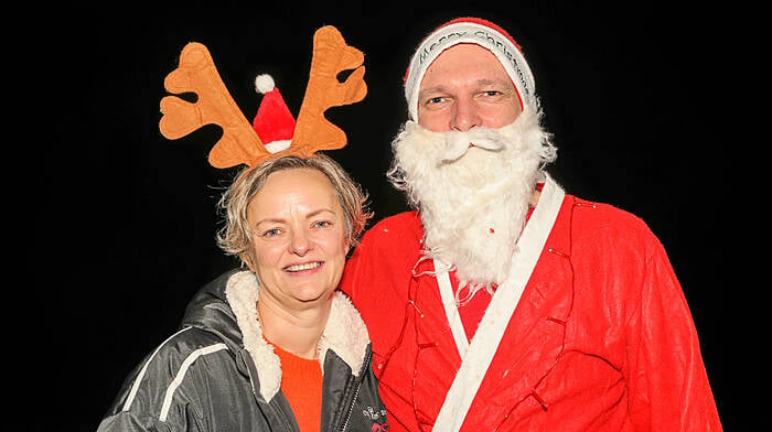 Lynda
and Kevin Forde from Carrigaline
were up early for their
Christmas morning swim at
Fountainstown. (Photo: David Creedon)