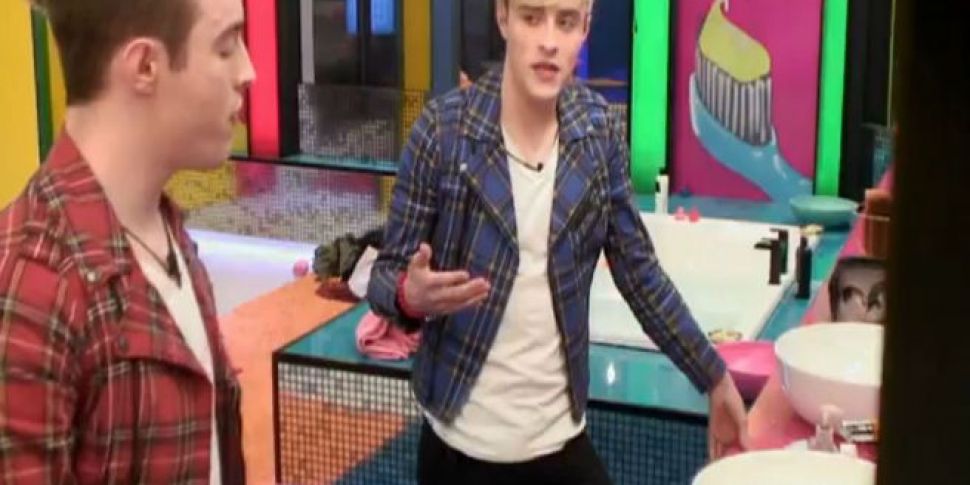 Jedward Call Nicola A 'Tro...