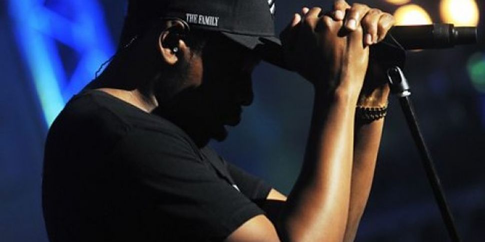 WATCH: Jay-Z Performs Numb/Enc...