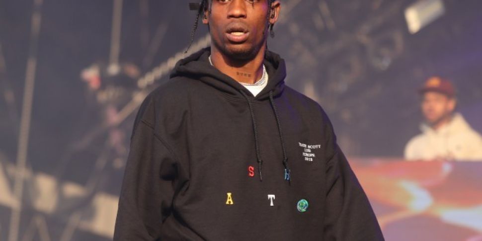 Travis Scott Donates $800 Towa...