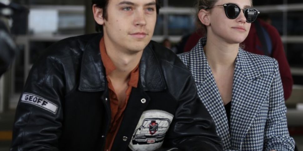 Riverdale's Cole Sprouse &...