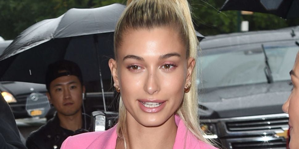 Hailey Bieber Showcases New Bob Haircut On Instagram Stories