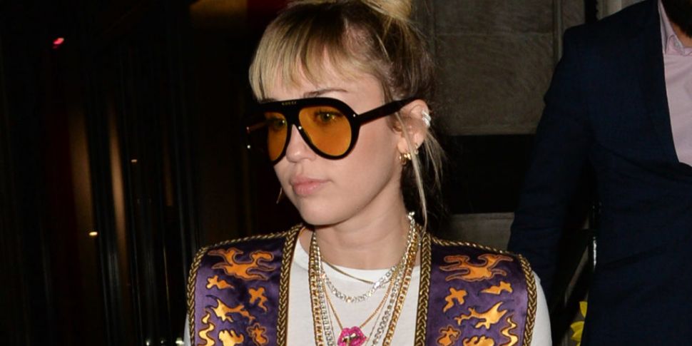 Fans Think Miley Cyrus' New So...