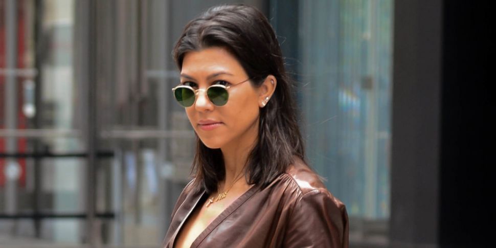 Kourtney Kardashian Reveals Sh...