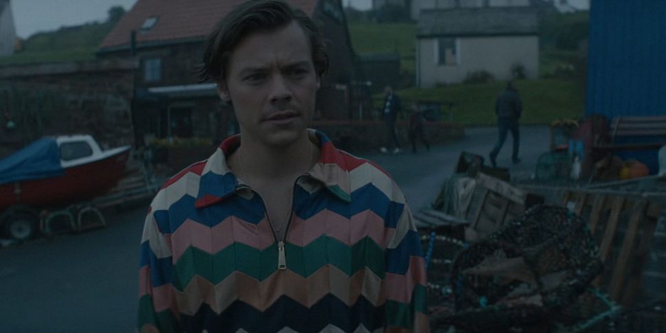 WATCH: Harry Styles Drops Offi...