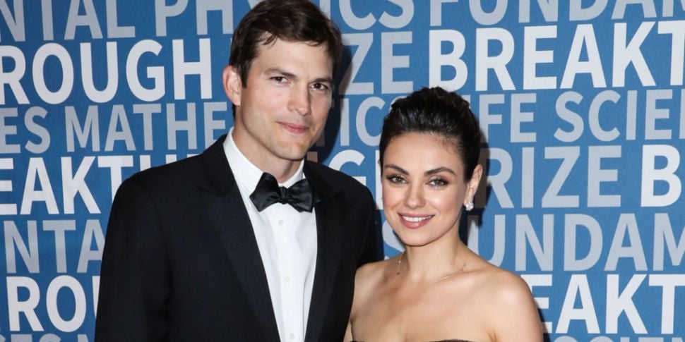 Ashton Kutcher & Mila Kunis La...