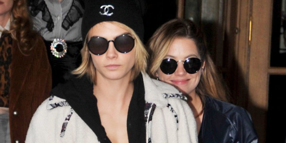 Cara Delevingne Defends Ex Ash...