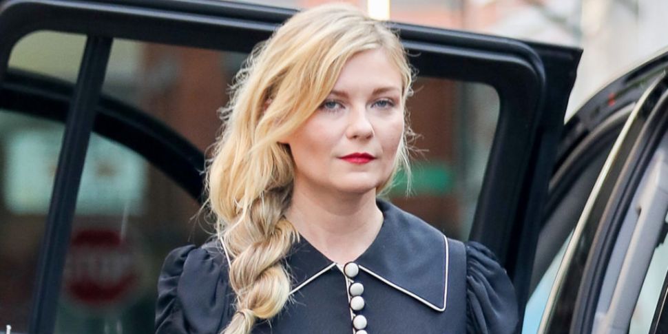 Kirsten Dunst Reacts After Kan...