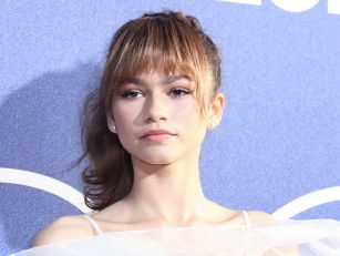 Zendaya wore a top that looks like it's straight out of Salem in the 1600s  - HelloGigglesHelloGiggles