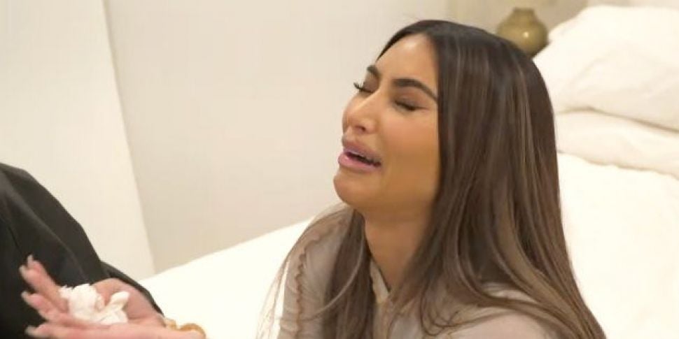 KUWTK: Kim Breaks Down, Scott...