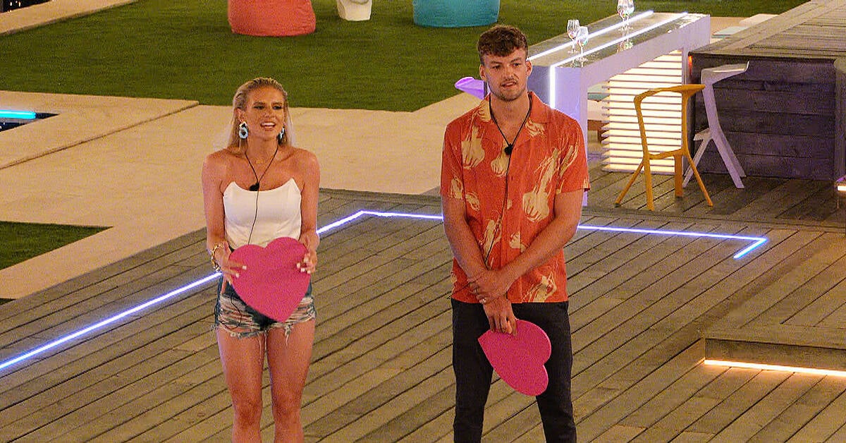 Love Island Viewers Show Support For Hugo Following Last Night S Row Spin1038