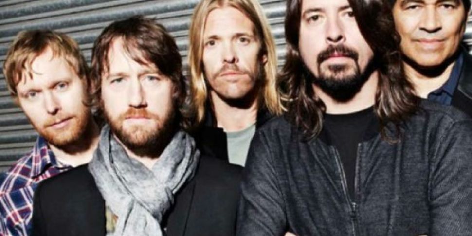 Foo Fighters Charity Single An...