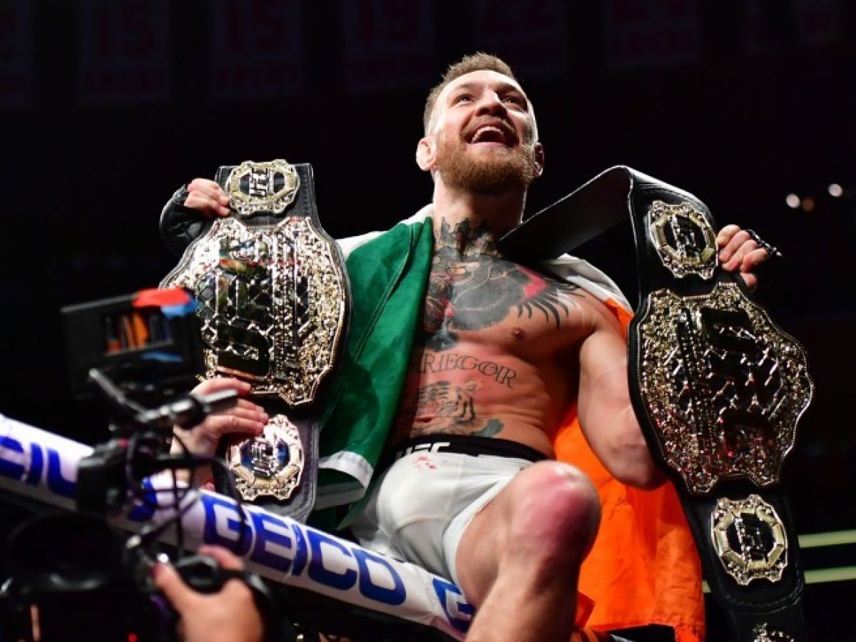 Conor McGregor Reaches 'Record-Breaking' Deal for Floyd Mayweather