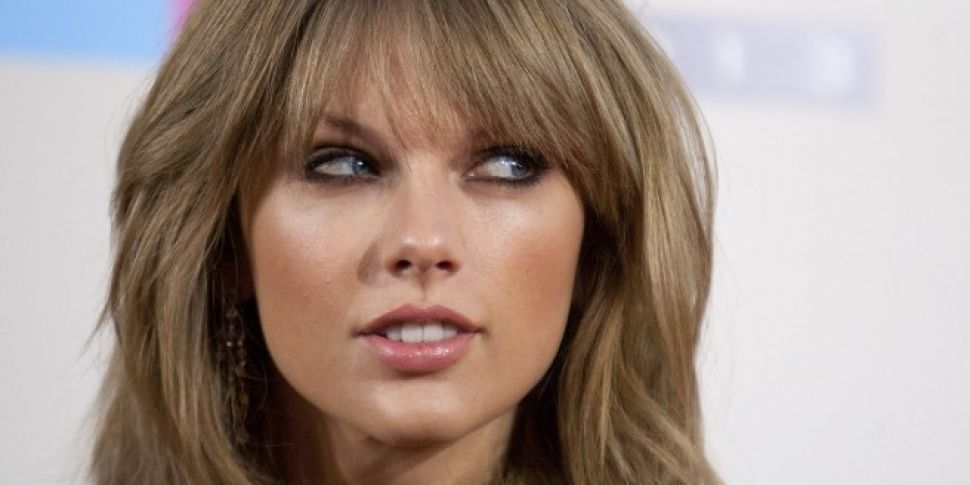 Taylor Swift Breaks Her Social...