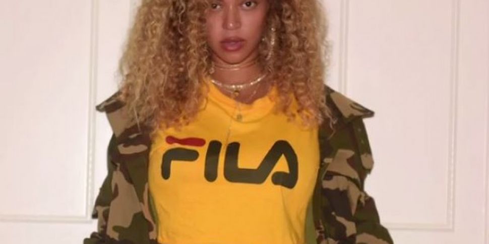 Beyonce Shows Off Post Baby Bo...