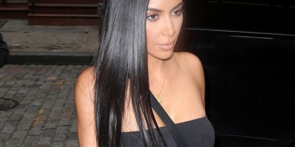 Kim Kardashian Blocks Snake Em...