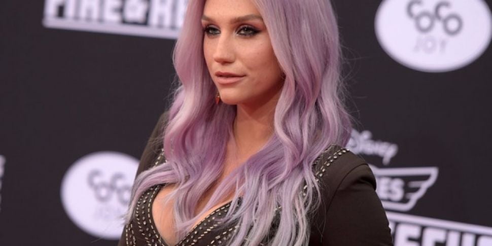 Kesha Gets Eight New Tattoos