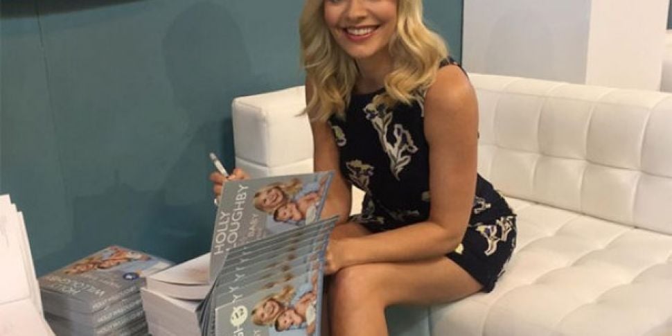 Holly Willoughby Hints Hitting...