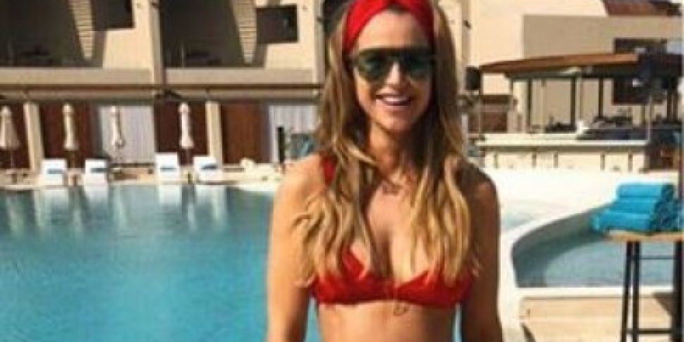 Vogue Williams Shows Off Baby...