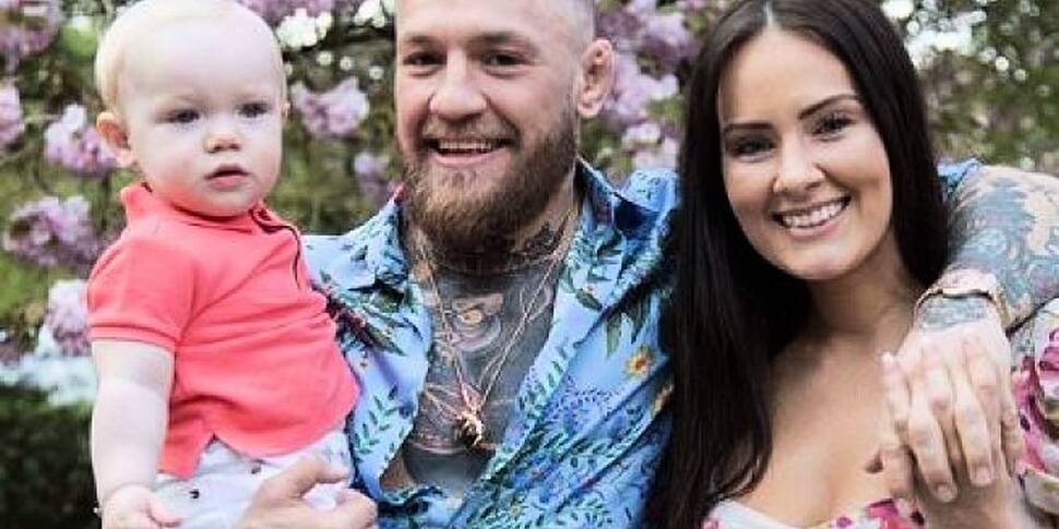 Conor McGregor & Dee Devlin Ar...