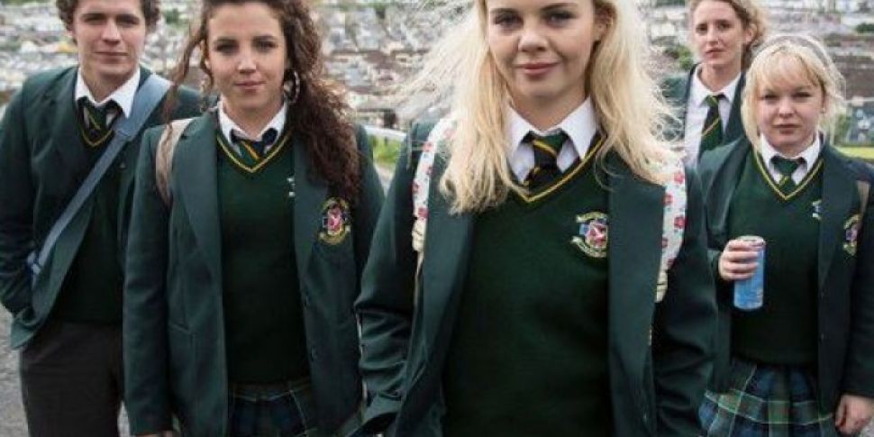 Derry Girls Wins The Comedy Aw...