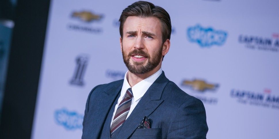 Chris Evans Stands Up For Dani...