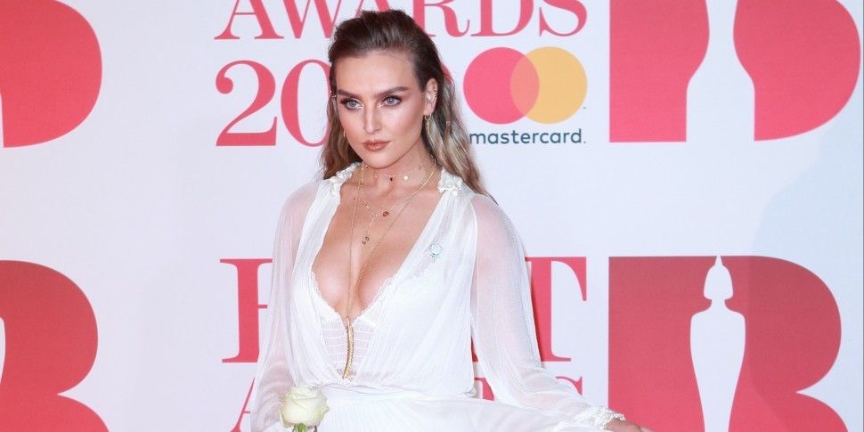 Perrie Edwards Accidentally Le...