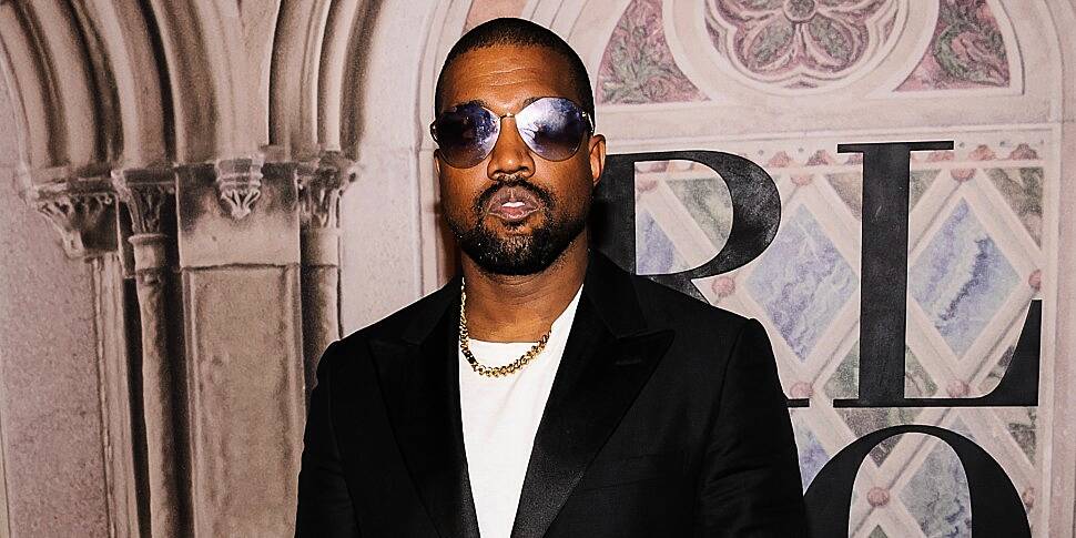 Kanye West Explains Why 'Y...