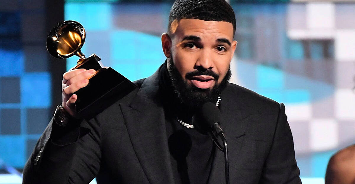 Drake's Speech Cut Off After He Disses The GRAMMYs On Stage | SPINSouthWest