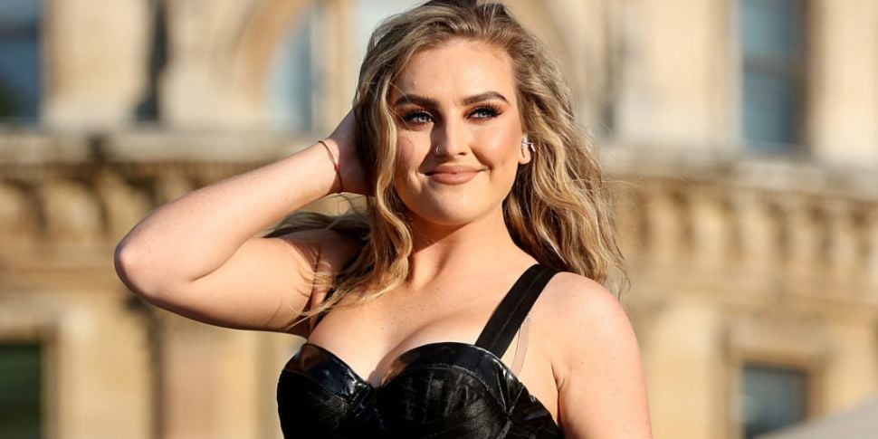 Perrie Edwards Talks Anxiety &...