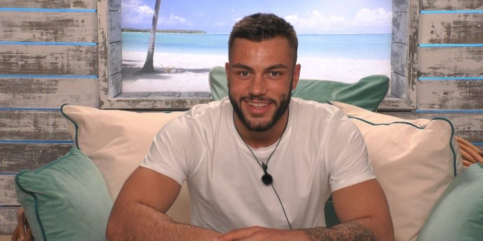 Winter Love Island 2020: Meet...