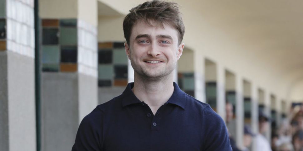 Daniel Radcliffe Reacts To Fal...