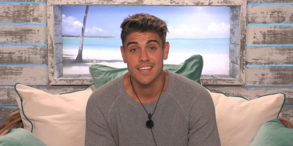 Love Island's Luke M Offers 'S...