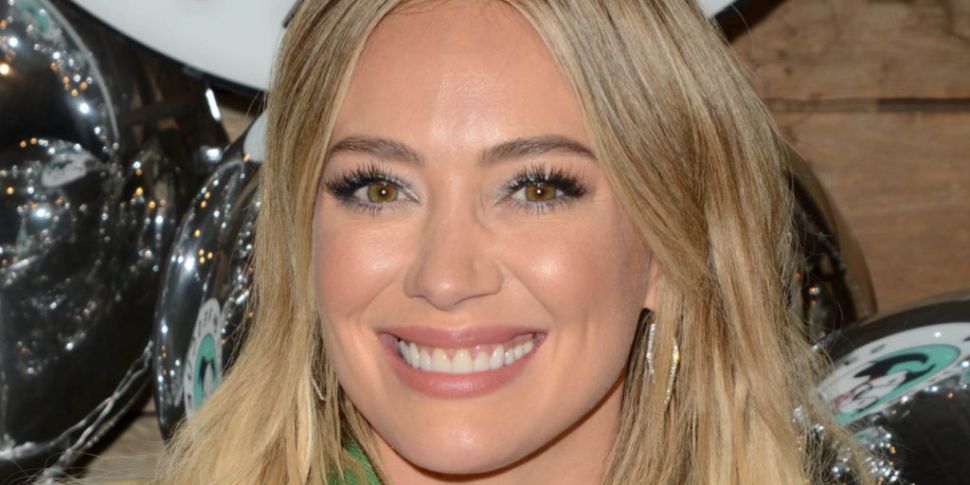 LOOK: Hilary Duff Dyes Her Hai...