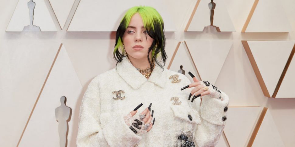 Billie Eilish's Mother Jokes S...