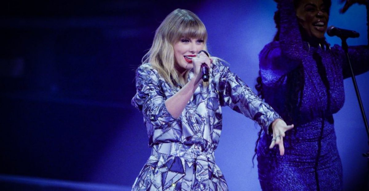 Taylor Swift Announces Her Surprise Album 'Folklore' Drops At Midnight ...