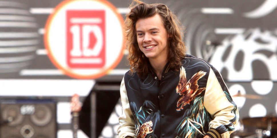 Harry Styles Pays Tribute To O...