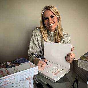 Nicola Halloran AKA The Wonky...