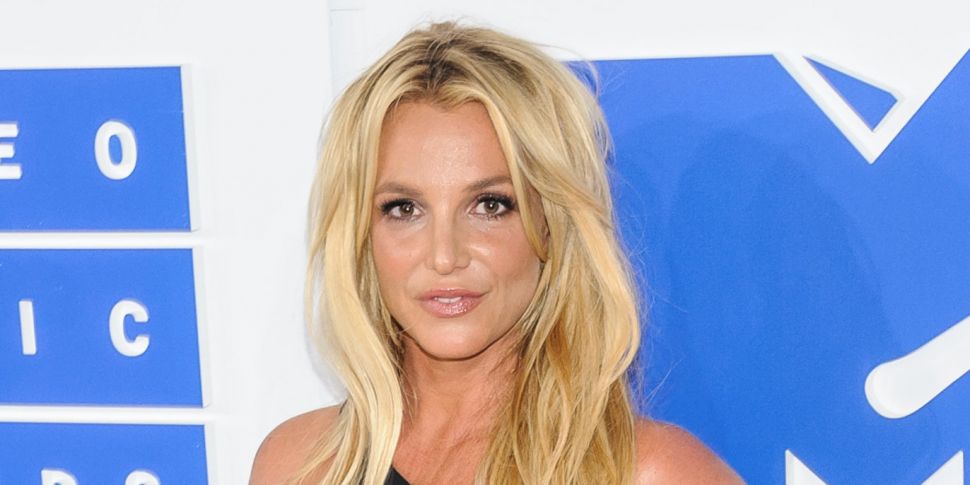 Britney Spears Speaks Up & Bra...