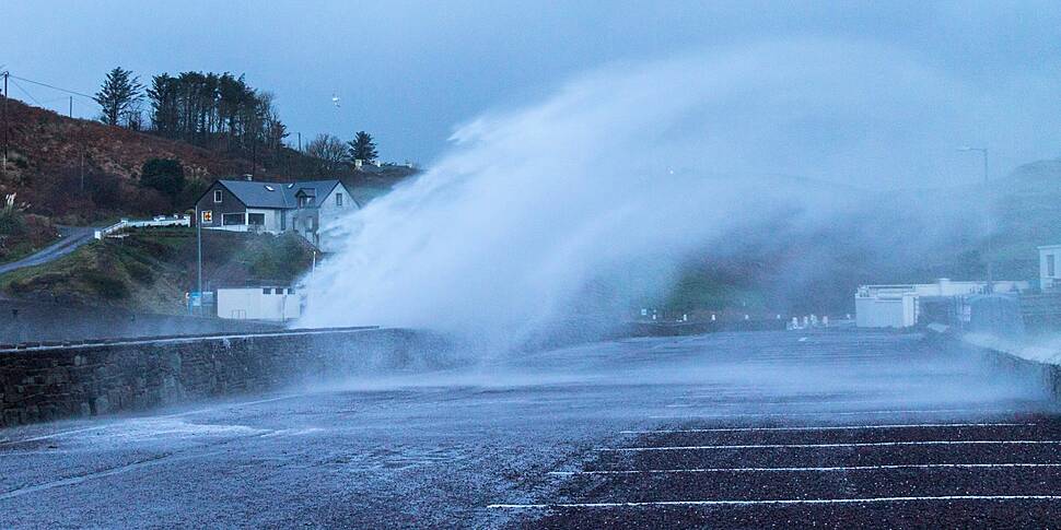 Southwest Bracing For Storm Eu...