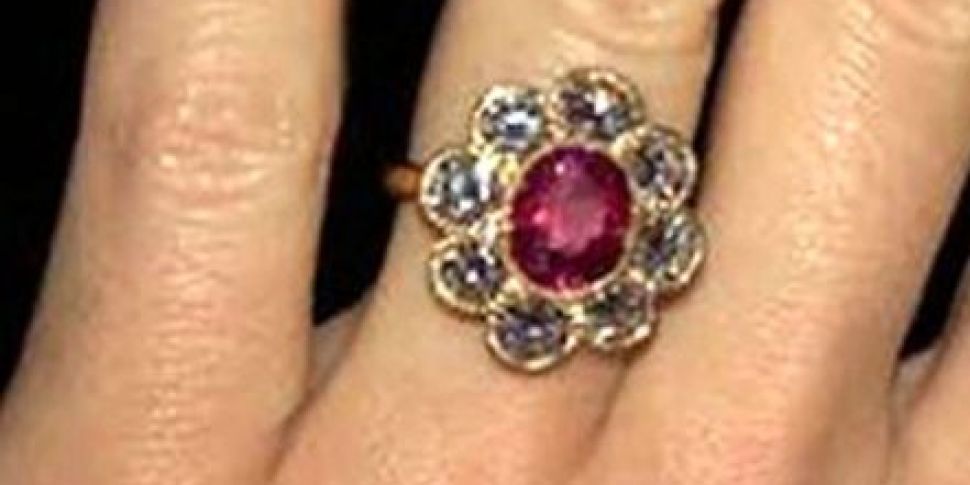 Katy Perry's Engagement Ring P...